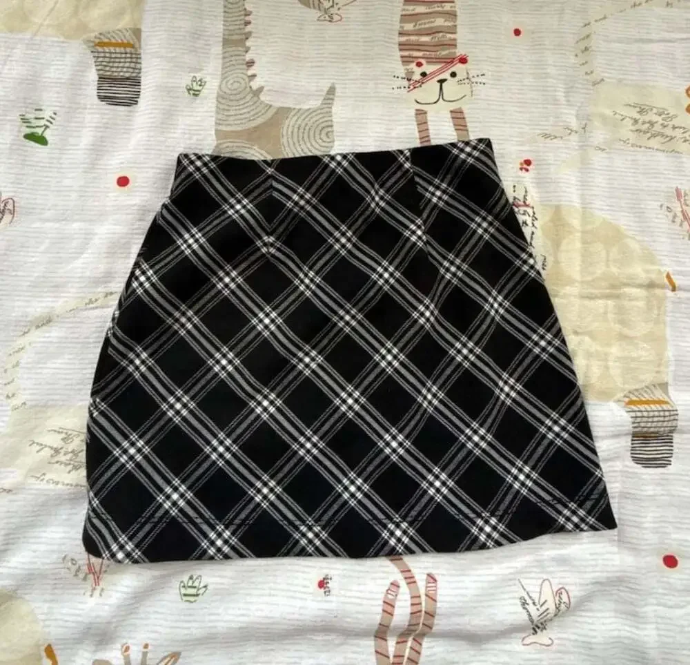 Old Navy Girls Black Plaid & Corduroy Bow Skirt Set, Size S (6-7)